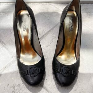 MICHAEL Michael Kors Black Heels with Gold Lining